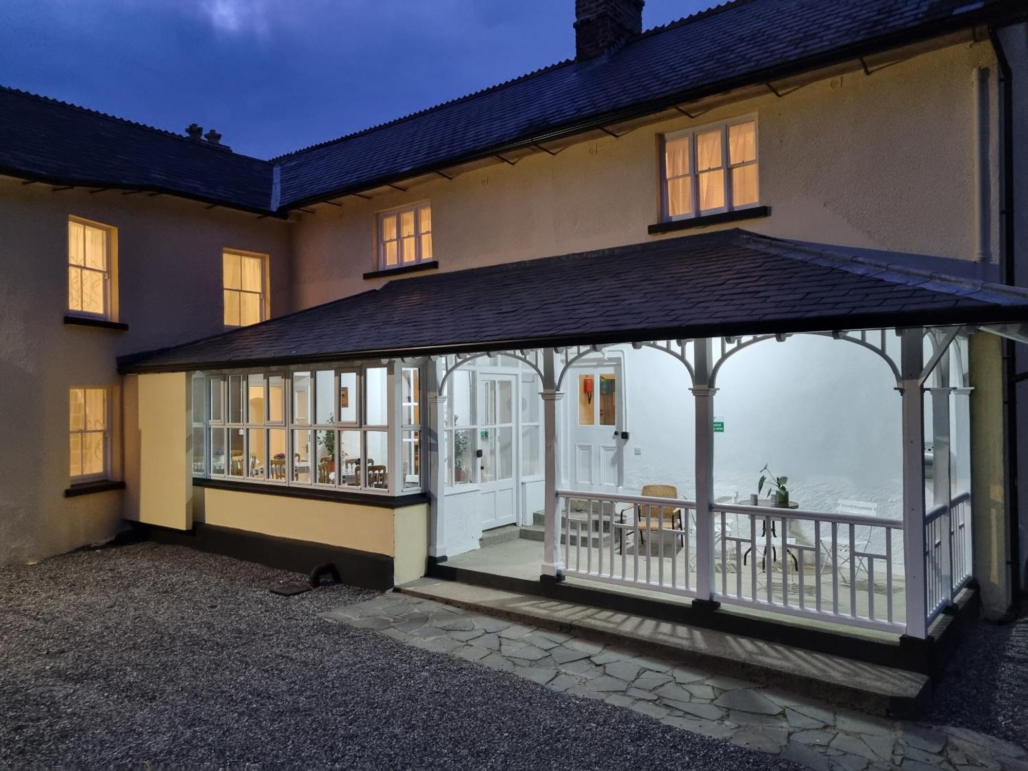 The Monkey Puzzle Hotel Bunclody Eksteriør billede